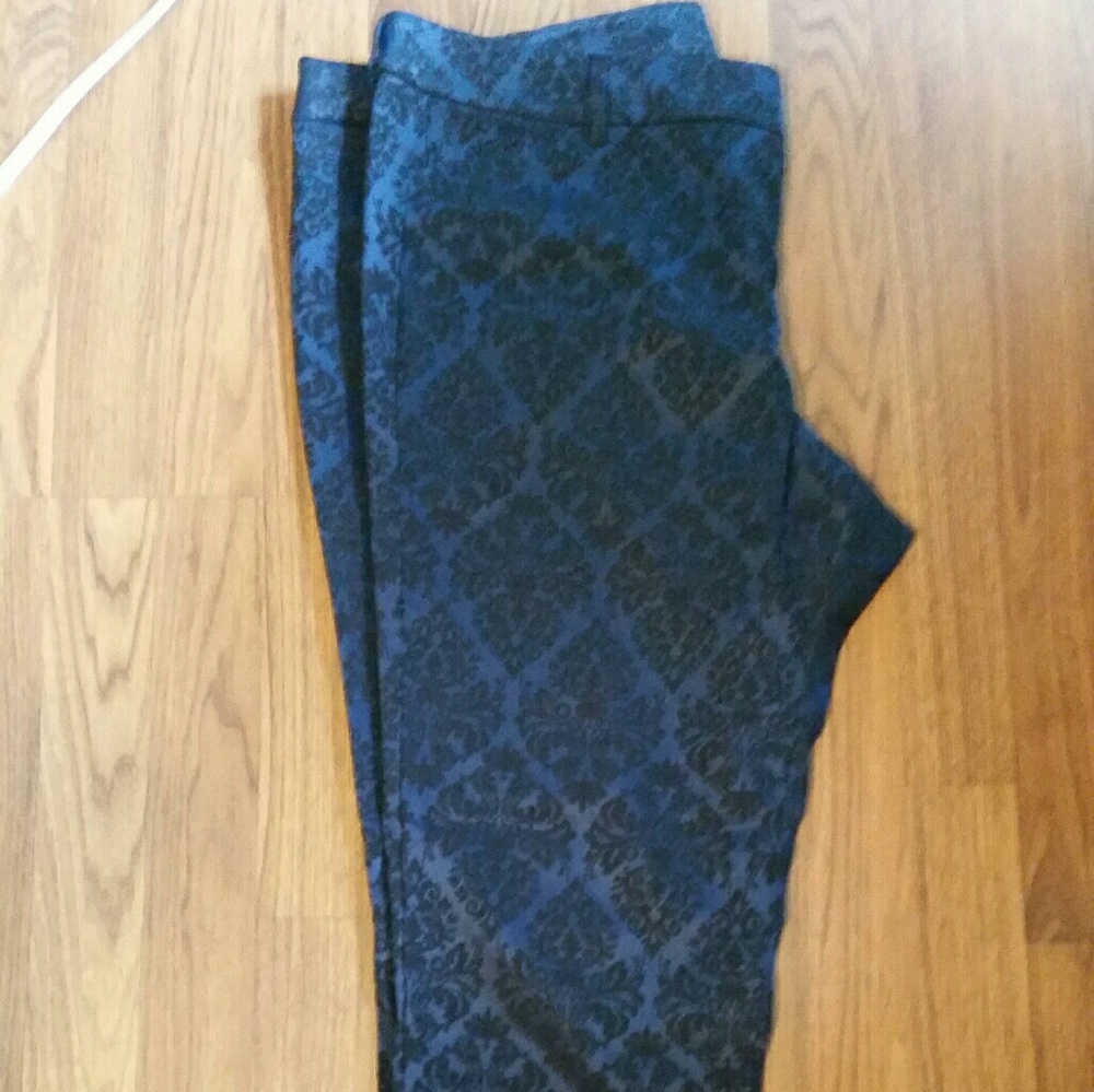 Old Navy Pixie Pants - image 1